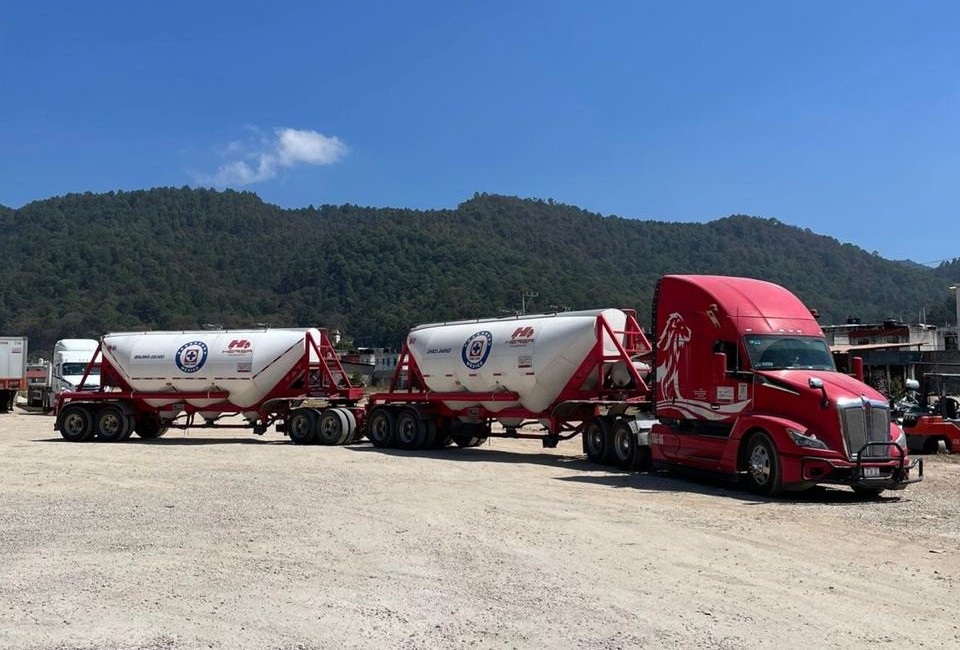 Operación de Real Mitra con suministro de cemento en instalaciones de cliente